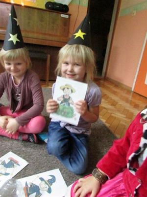 Grafika #64: 28.11.2014 - Andrzejki - wróżby i zabawy w grupach