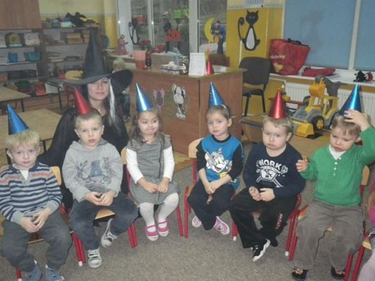 Grafika #6: 28.11.2014 - Andrzejki - wróżby i zabawy w grupach