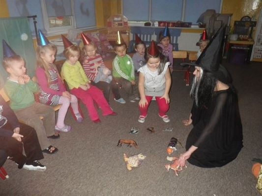 Grafika #12: 28.11.2014 - Andrzejki - wróżby i zabawy w grupach