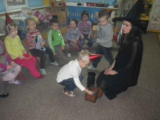 Grafika #16: 28.11.2014 - Andrzejki - wróżby i zabawy w grupach