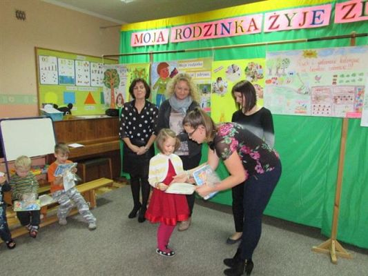 Grafika #51: 20.11.2014 - Rozstrzygnięcie rodzinnego konkursu plastycznego pn. ,, Moja rodzinka żyje zdrowo"