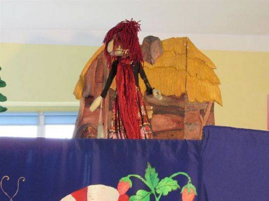 Grafika #10: 06.11.2014 - Przedstawienie teatralne pt. Bajka o smoku