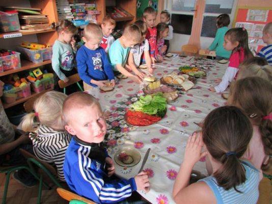 Grafika #2: 03.11.2014 - Zdrowo się odżywiamy