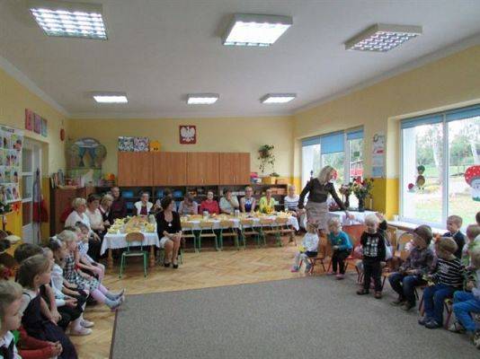 Grafika #35: 13.10.2014 - Dzień Edukacji Narodowej w naszym przedszkolu