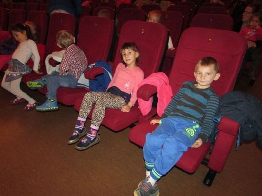 Grafika #6: 09.10.2014 - Przedstawienie teatralne pt. "Witaminowa przygoda"