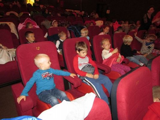 Grafika #15: 09.10.2014 - Przedstawienie teatralne pt. "Witaminowa przygoda"