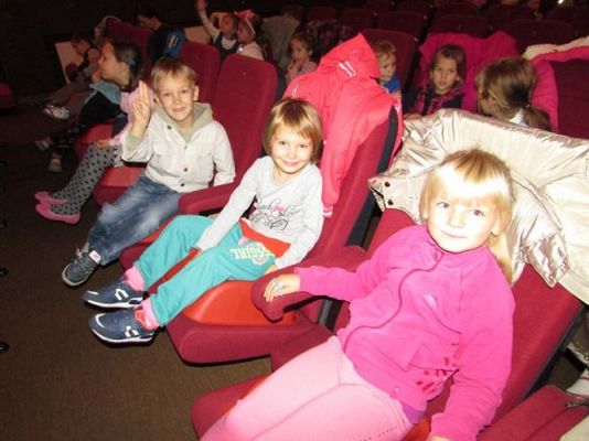 Grafika #20: 09.10.2014 - Przedstawienie teatralne pt. "Witaminowa przygoda"