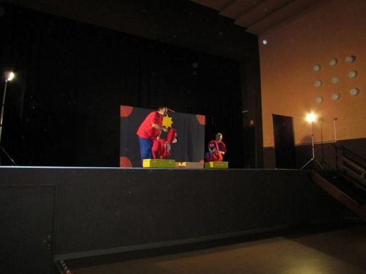 Grafika #27: 09.10.2014 - Przedstawienie teatralne pt. "Witaminowa przygoda"