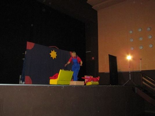 Grafika #33: 09.10.2014 - Przedstawienie teatralne pt. "Witaminowa przygoda"