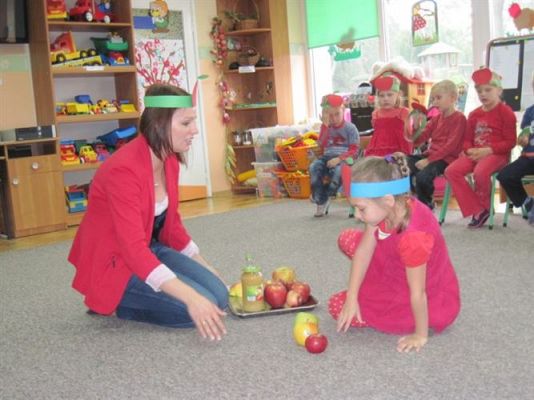 Grafika #9: 30.09.2014 -Kolorowy Dzień Jabłka