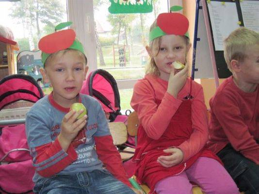 Grafika #10: 30.09.2014 -Kolorowy Dzień Jabłka