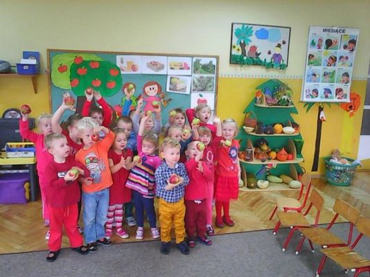 Grafika #83: 30.09.2014 -Kolorowy Dzień Jabłka