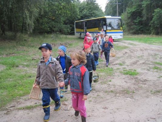 Grafika #29: 19.09.2014 - Wycieczka do lasu w ramach akcji "Sprzątanie Świata"