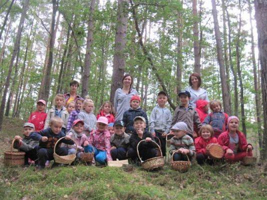 Grafika #52: 19.09.2014 - Wycieczka do lasu w ramach akcji "Sprzątanie Świata"