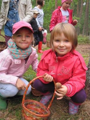Grafika #57: 19.09.2014 - Wycieczka do lasu w ramach akcji "Sprzątanie Świata"