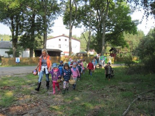 Grafika #90: 19.09.2014 - Wycieczka do lasu w ramach akcji "Sprzątanie Świata"