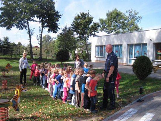 Grafika #5: 16.09.2014 - Spotkanie z policjantem - "Jestem bezpieczny na drodze"