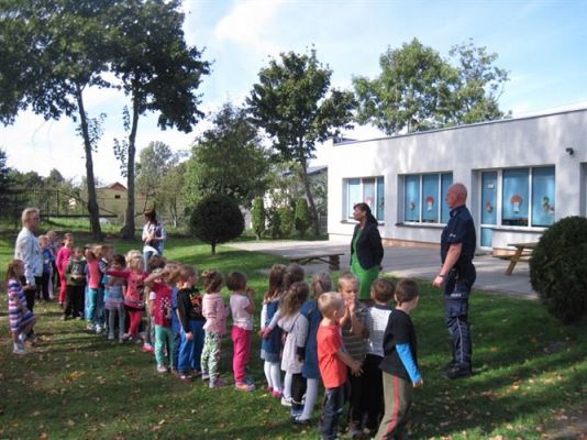 Grafika #30: 16.09.2014 - Spotkanie z policjantem - "Jestem bezpieczny na drodze"