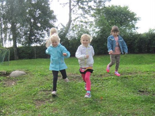 Grafika #10: 08.09.2014 - Zabawy w ogrodzie przedszkolnym