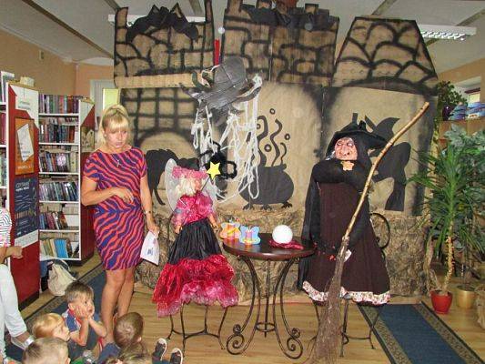 Grafika #2: 14.07.2016 Wakacyjna biblioteka bajkowa