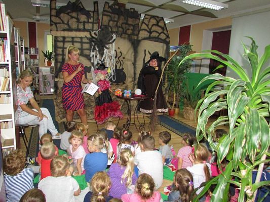 Grafika #5: 14.07.2016 Wakacyjna biblioteka bajkowa