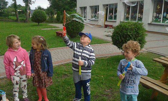 Grafika #8: Wakacyjne zabawy w gr.II