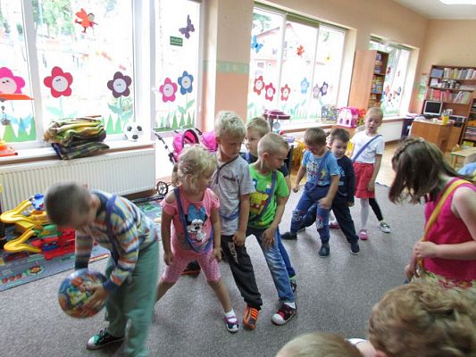 Grafika #24: Wakacyjne zabawy w gr.II