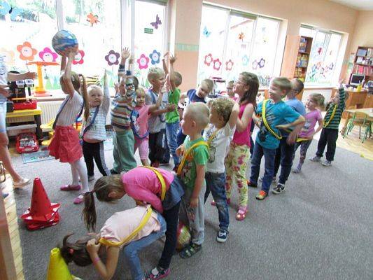 Grafika #25: Wakacyjne zabawy w gr.II