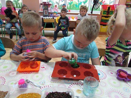 Grafika #50: 17.06.2016 Warsztaty mydlarskie