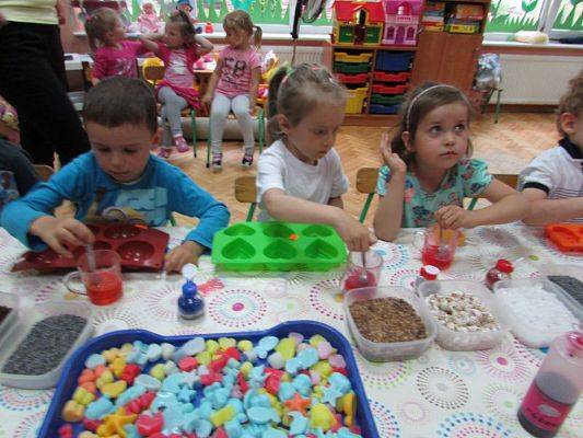 Grafika #53: 17.06.2016 Warsztaty mydlarskie