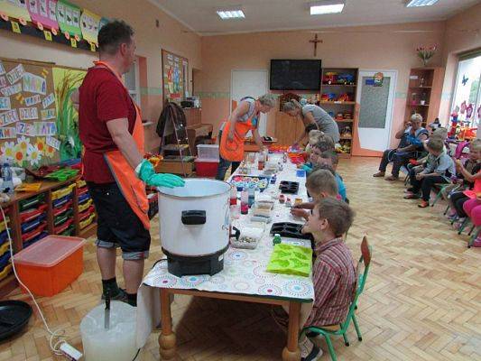 Grafika #63: 17.06.2016 Warsztaty mydlarskie