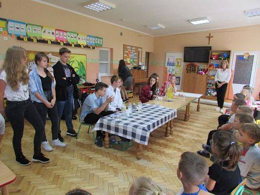 Grafika #9: 16.06.2016 Klub Młodego Odkrywcy w naszym przedszkolu