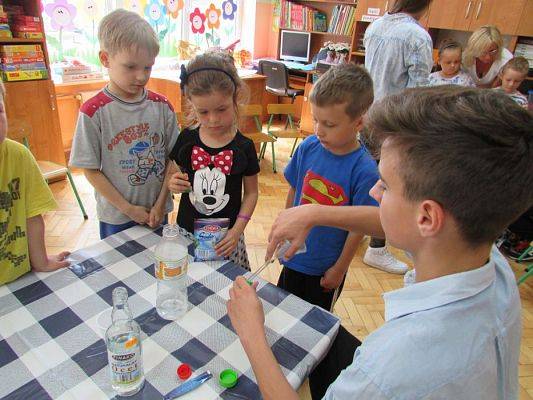 Grafika #11: 16.06.2016 Klub Młodego Odkrywcy w naszym przedszkolu