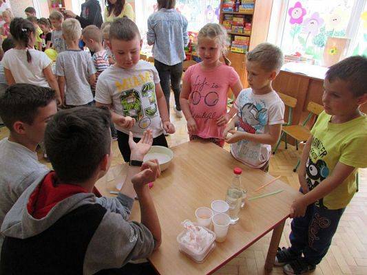 Grafika #31: 16.06.2016 Klub Młodego Odkrywcy w naszym przedszkolu