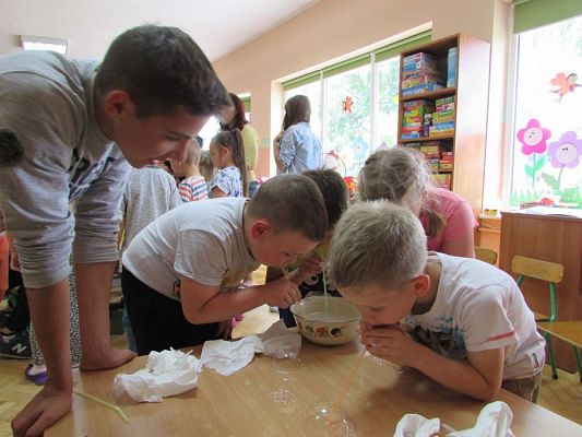 Grafika #37: 16.06.2016 Klub Młodego Odkrywcy w naszym przedszkolu