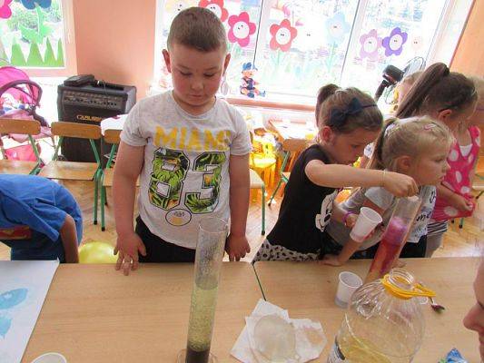 Grafika #48: 16.06.2016 Klub Młodego Odkrywcy w naszym przedszkolu