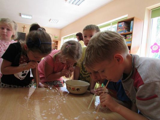 Grafika #51: 16.06.2016 Klub Młodego Odkrywcy w naszym przedszkolu