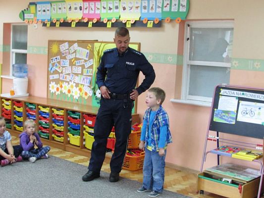Grafika #16: 16.06.2016 Spotkanie z policjantem