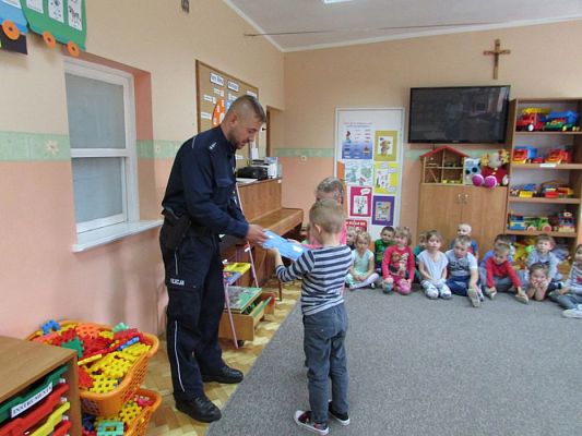 Grafika #20: 16.06.2016 Spotkanie z policjantem