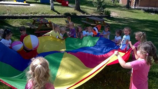 Grafika #10: 07.06.2016 Piknik gr.I w ogrodzie przedszkolnym