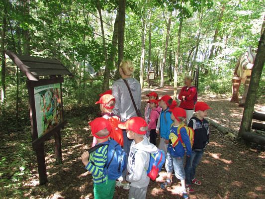 Grafika #17: 07.06.2016 Wycieczka gr. II i III do Parku Dinozaurów cz. II