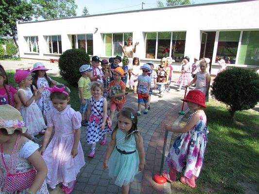 Grafika #12: 03.06.2016 Szafa dziecięcych marzeń - pokaz mody cz.II