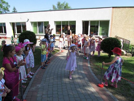 Grafika #52: 03.06.2016 Szafa dziecięcych marzeń - pokaz mody cz.I