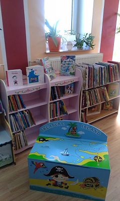 Grafika #3: 10.05.2016 Starszaki z wizytą w bibliotece w Wicku