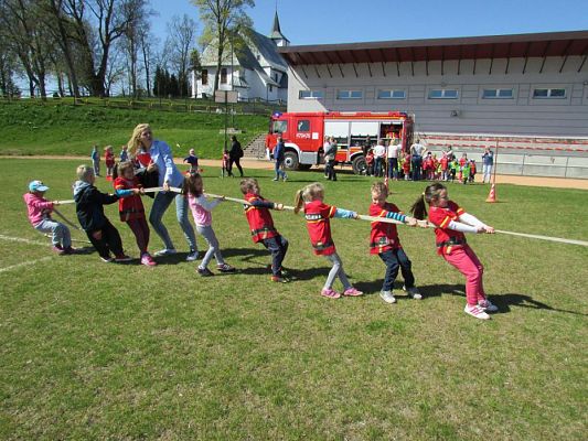 Grafika #49: 05.05.2016 Spotkanie ze Strażakami z OSP w Wicku cz.II