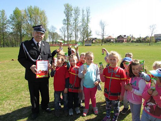 Grafika #58: 05.05.2016 Spotkanie ze Strażakami z OSP w Wicku cz.II