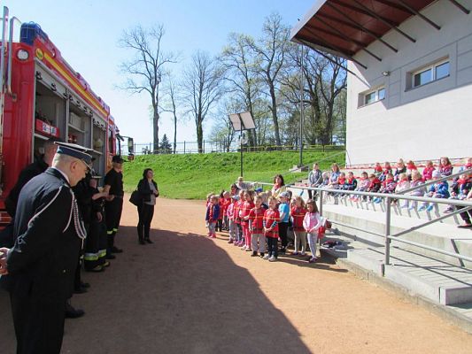 Grafika #12: 05.05.2016 Spotkanie ze Strażakami z OSP w Wicku cz.I