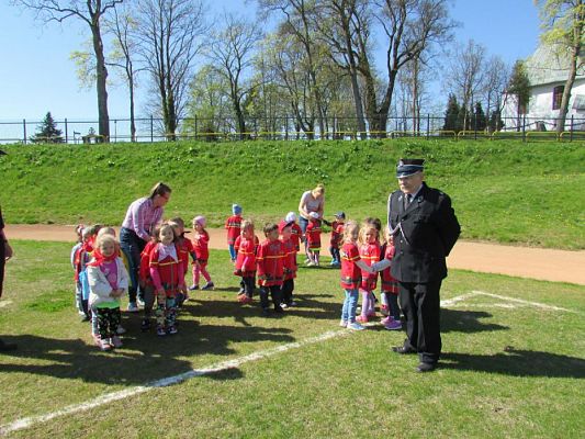 Grafika #21: 05.05.2016 Spotkanie ze Strażakami z OSP w Wicku cz.I
