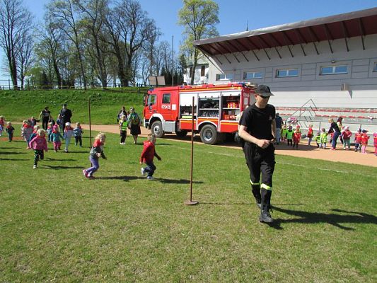 Grafika #57: 05.05.2016 Spotkanie ze Strażakami z OSP w Wicku cz.I