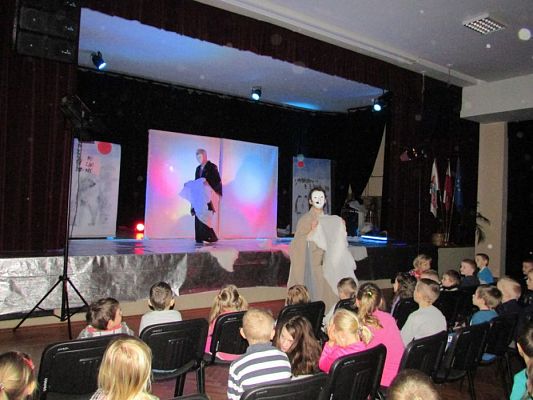 Grafika #29: 25.04.2016 Bajka japońska pt. "Wielka przygoda Luli"